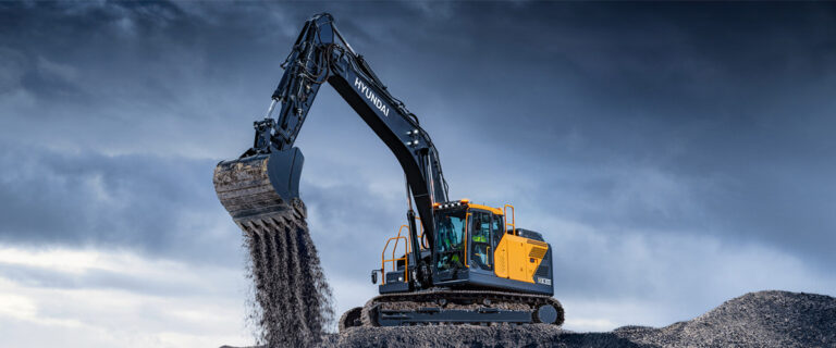 Hyundai – Pelle sur chenilles HX300